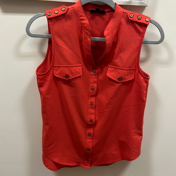 Tops - ❤️ 6 for 20 ❤️ Edge Orange Top size S